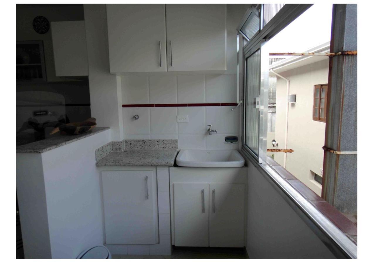Guaruja, Apartamento A 100 Metros Da Praia Da Enseada. Εξωτερικό φωτογραφία